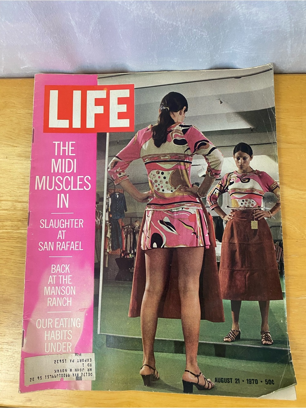 Vintage LIFE Magazine August 21 1970 Charles Manson Spahn Ranch
Midi Fashion